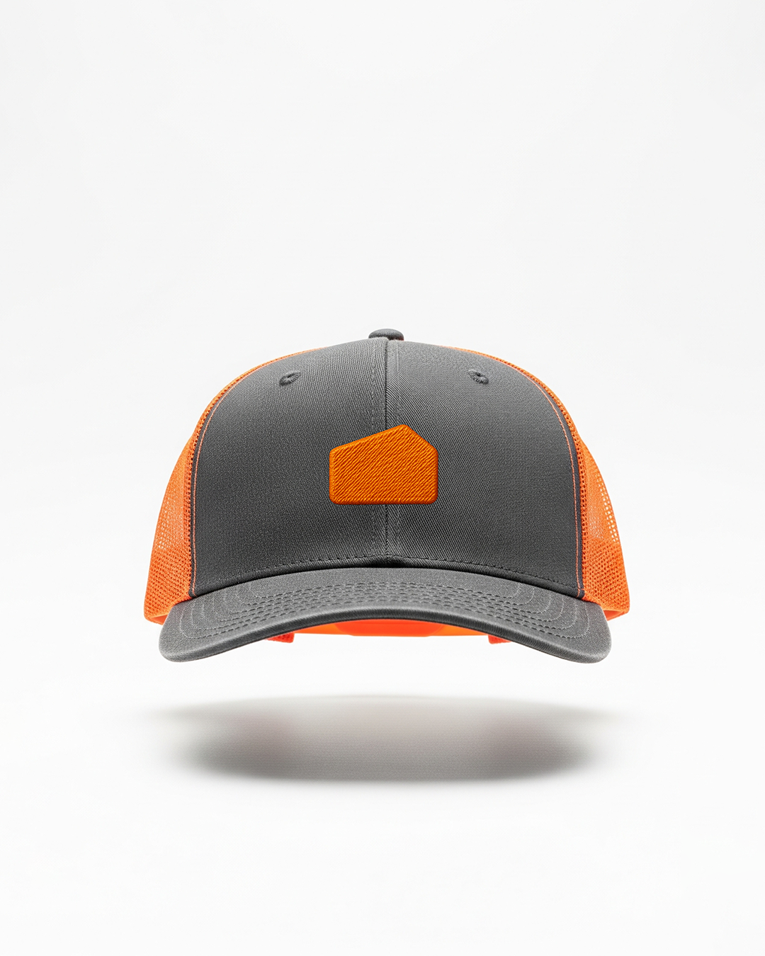 Gorra promocional Coraza tipo caminera con bordado 3D